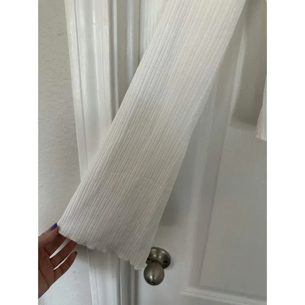 Commense White Ribbed Lace Trim Hook Front Long Sleeve Crop Top Small Boho Fairy - Picture 6 of 10